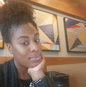 Meet your Posher, Anna marie